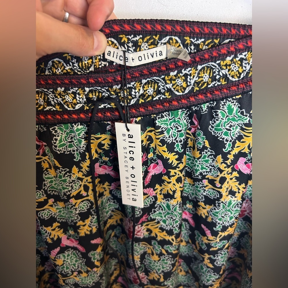 NWT $350 Alice + Olivia Natalina Sz 10 black floral-print asymmetric midi skirt - Picture 12 of 16